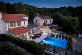 Luxury Villa FUTURE
